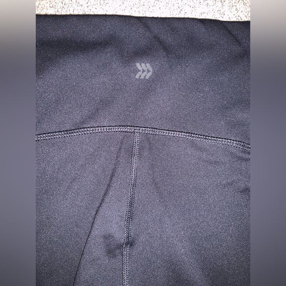 All In Motion Black Leggings - Picture 6 of 11